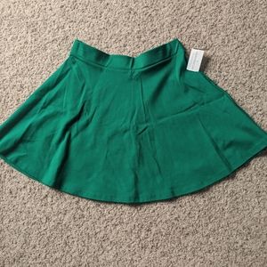 NWT Windsor green circle skirt - L